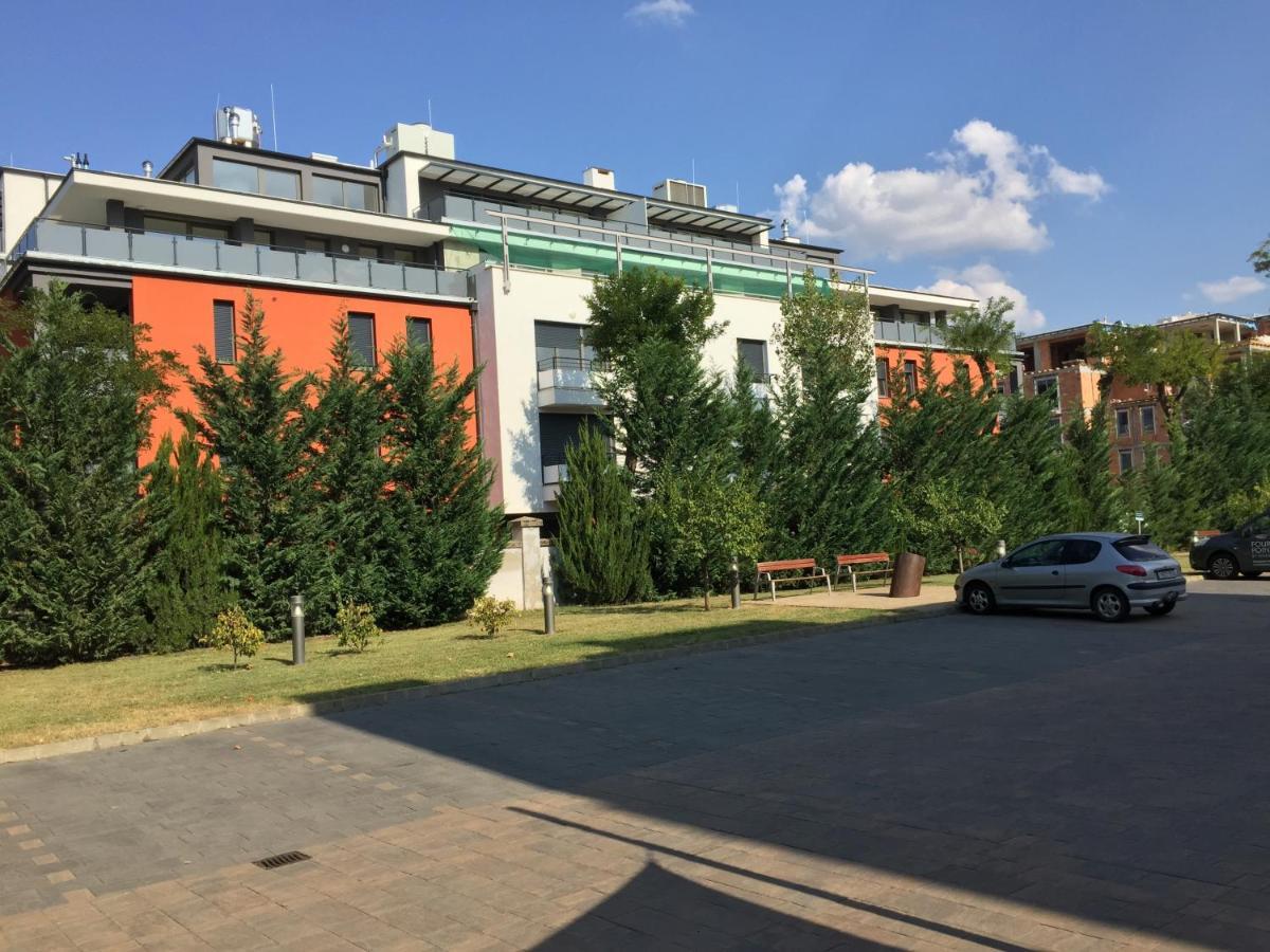 Adam Guesthouse I. ケチケメート エクステリア 写真