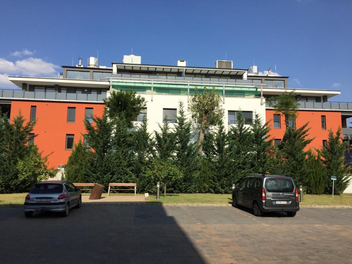 Adam Guesthouse I. ケチケメート エクステリア 写真